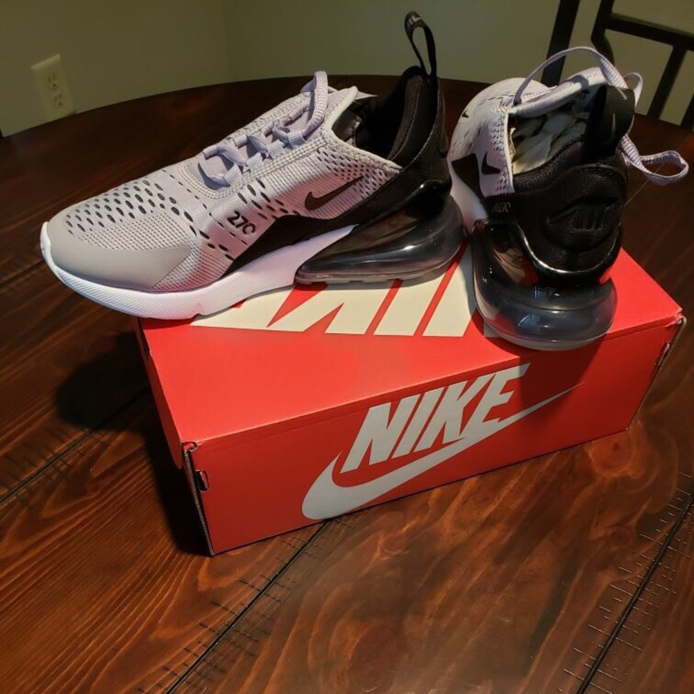 Nike Air Max 270